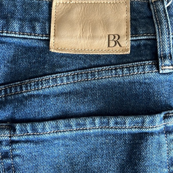 Final Price- No Offers! Banana Republic 90s Mid Rise Blue Jeans - Picture 5 of 9